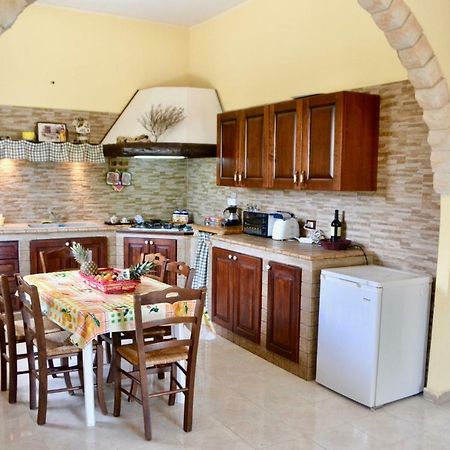 Villa Rosa - Ai Piedi Dell'Etna Brucoli Kültér fotó